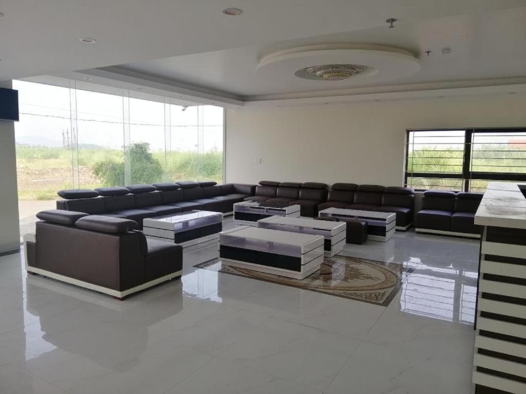 Viet House Ha Long Hotel מראה חיצוני תמונה